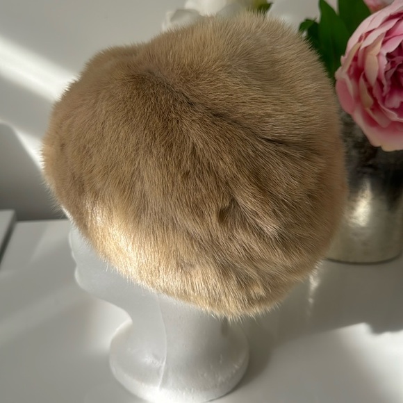 GENUINE Vintage Blonde Mink Fur Hat - Picture 2 of 5